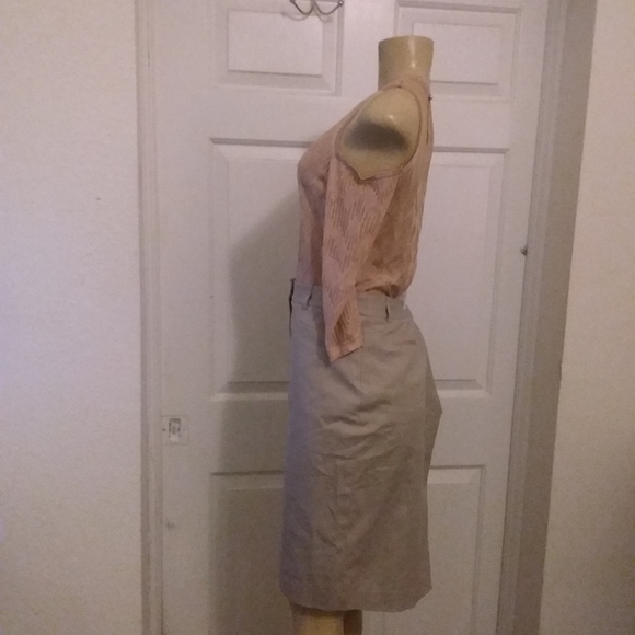 White House/ black Market shirt - Picture 6 of 13